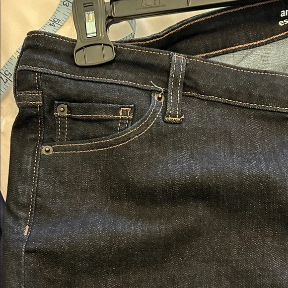 Women's dark denim Jeans - Picture 3 of 6